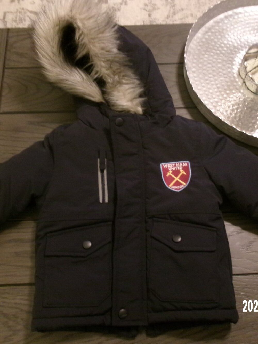 West Ham United FC Boys Thick Jacket Hooded Winter Coat Official Gear Sz 1-2 Yr